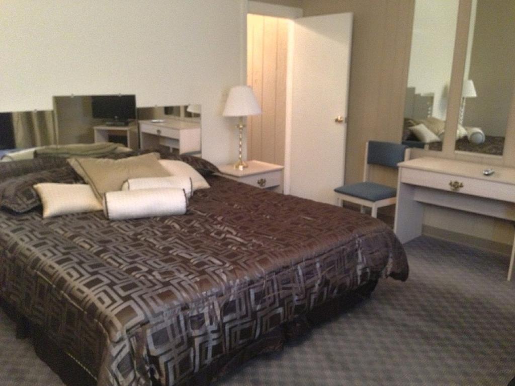 Caravan II Albergo New Castle Exterior foto
